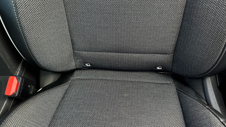 Renault Captur 1.6 E-Tech full hybrid 145 Techno 5dr Auto Hybrid Hatchback